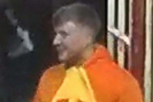 Police hunt for man dressed as lobster who attacked man at darts match